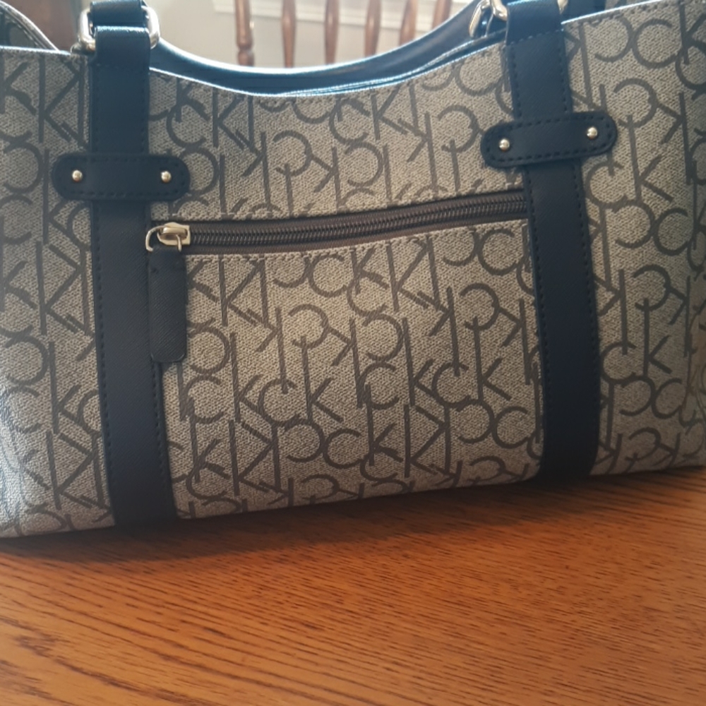 Calvin Klein Purse - Picture 3 of 3